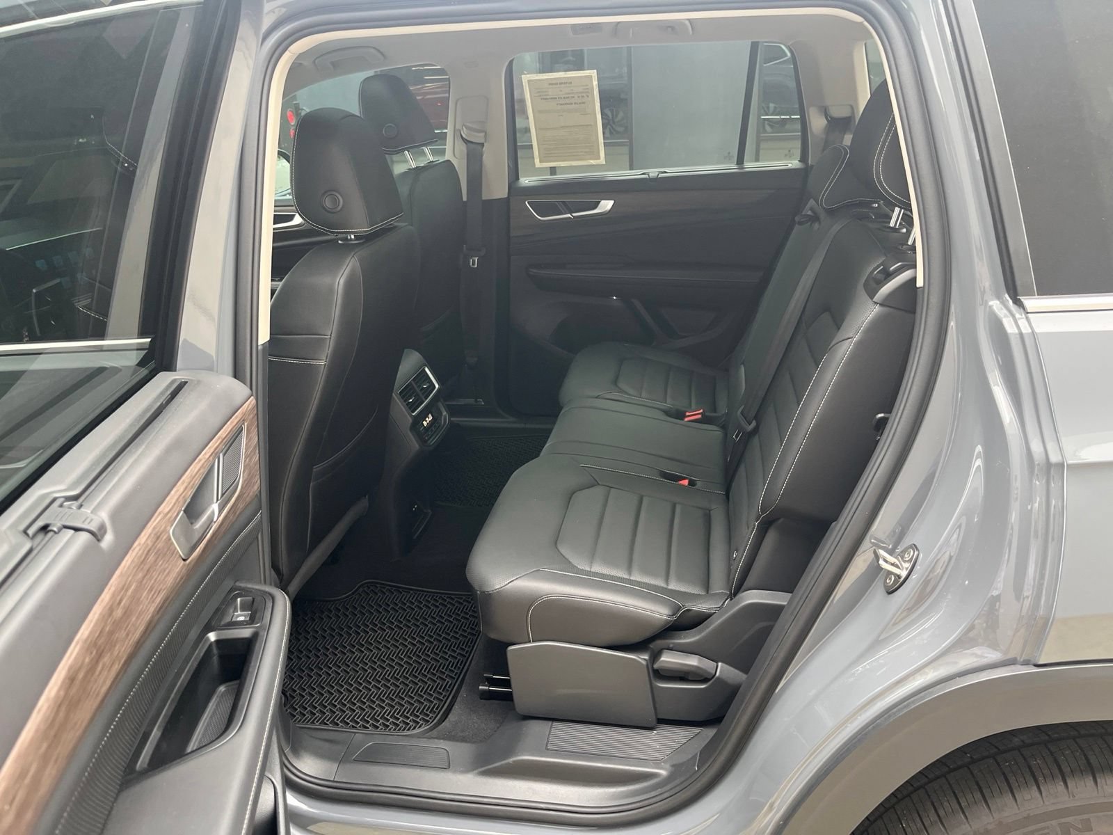 Certified 2026 Volkswagen Atlas SEL AWD/4WD image 32