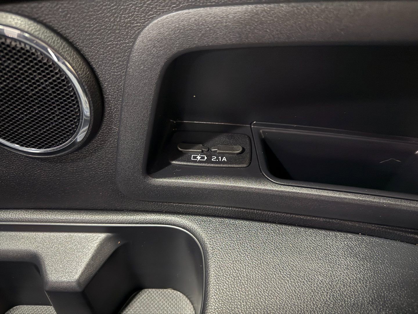 Used 2024 Subaru Ascent Limited w/ Technology Package image 43