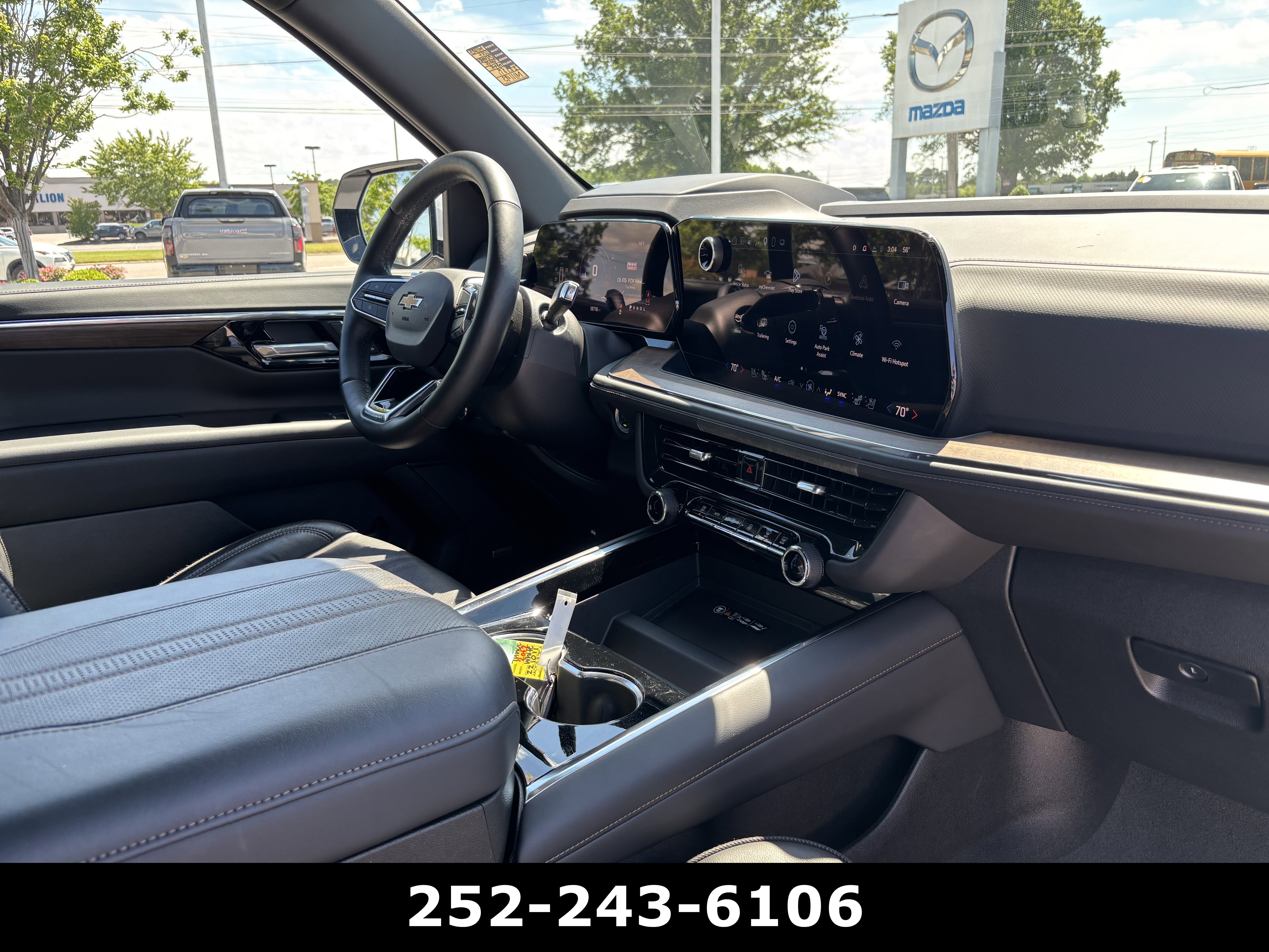 Used 2025 Chevrolet Tahoe High Country AWD/4WD image 18