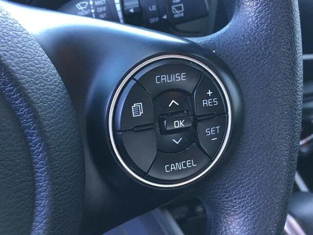 Used 2022 Kia Soul LX w/ Technology Package image 14