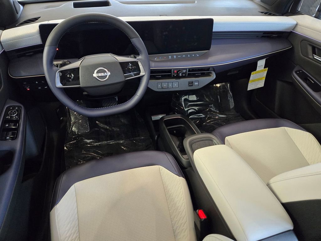 New 2026 Nissan Leaf Platinum+ w/ Cargo Package (Platinum+) FWD image 6