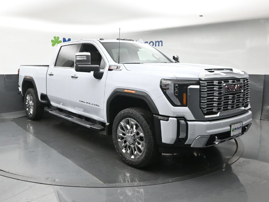 New 2026 GMC Sierra 2500 Denali w/ Denali Reserve Package AWD/4WD image 2