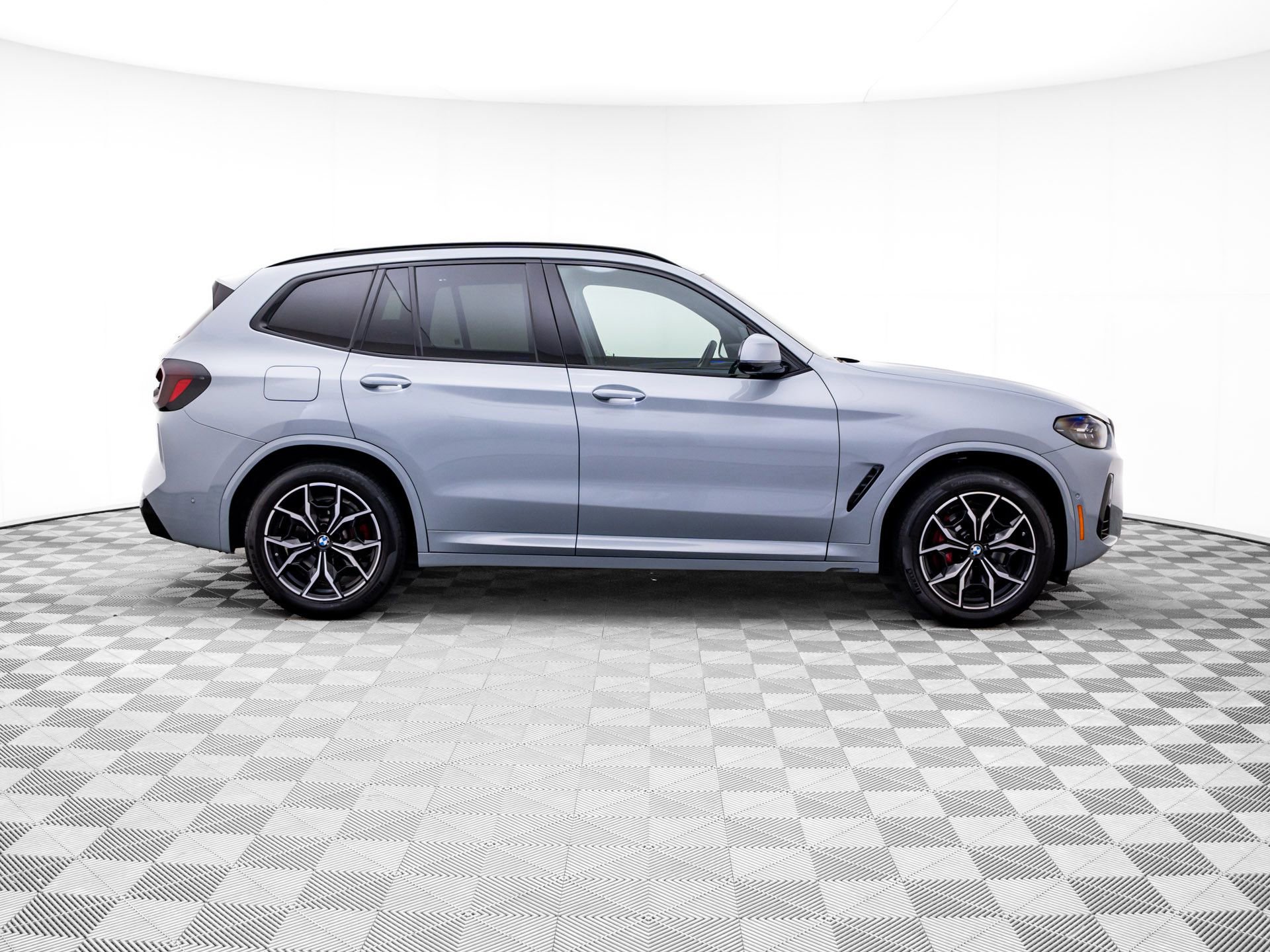 Certified 2023 BMW X3 xDrive30i w/ M Sport Package AWD/4WD image 6