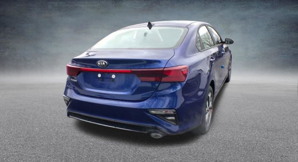 Used 2021 Kia Forte LXS FWD image 21