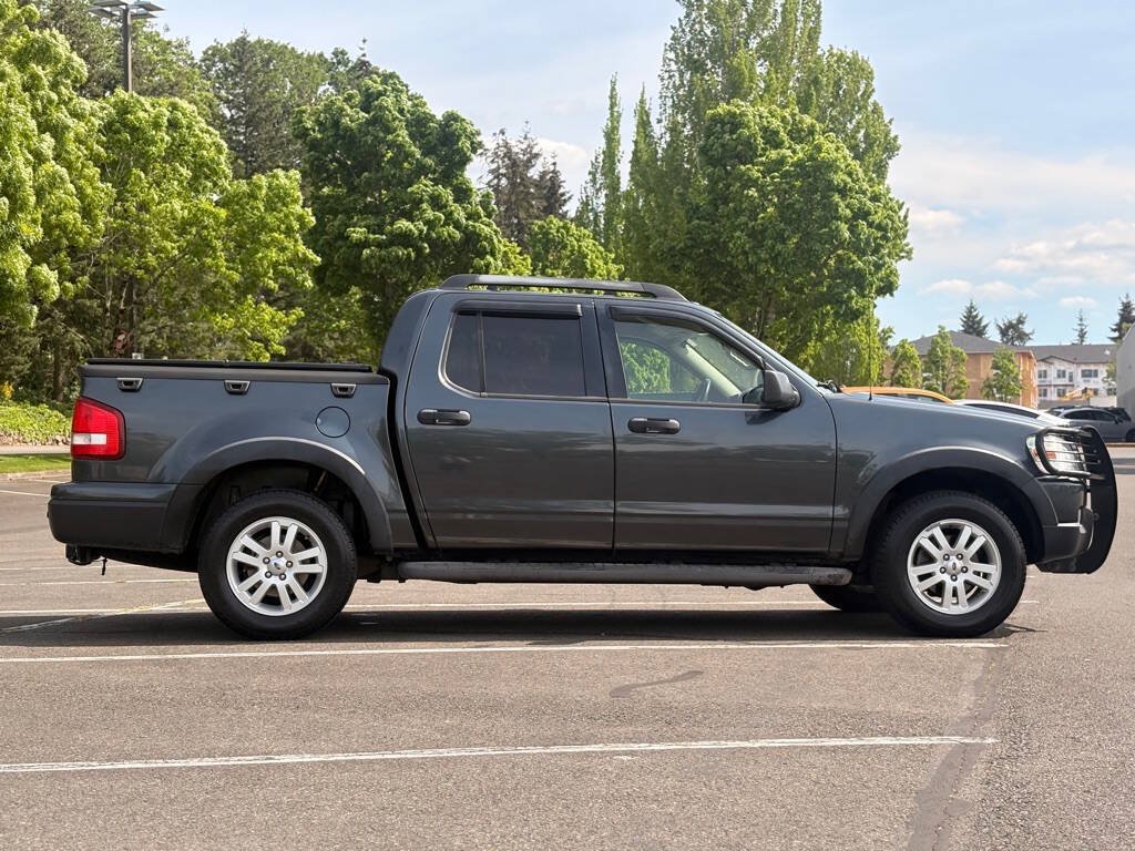 Used 2010 Ford Explorer Sport Trac XLT AWD/4WD image 6