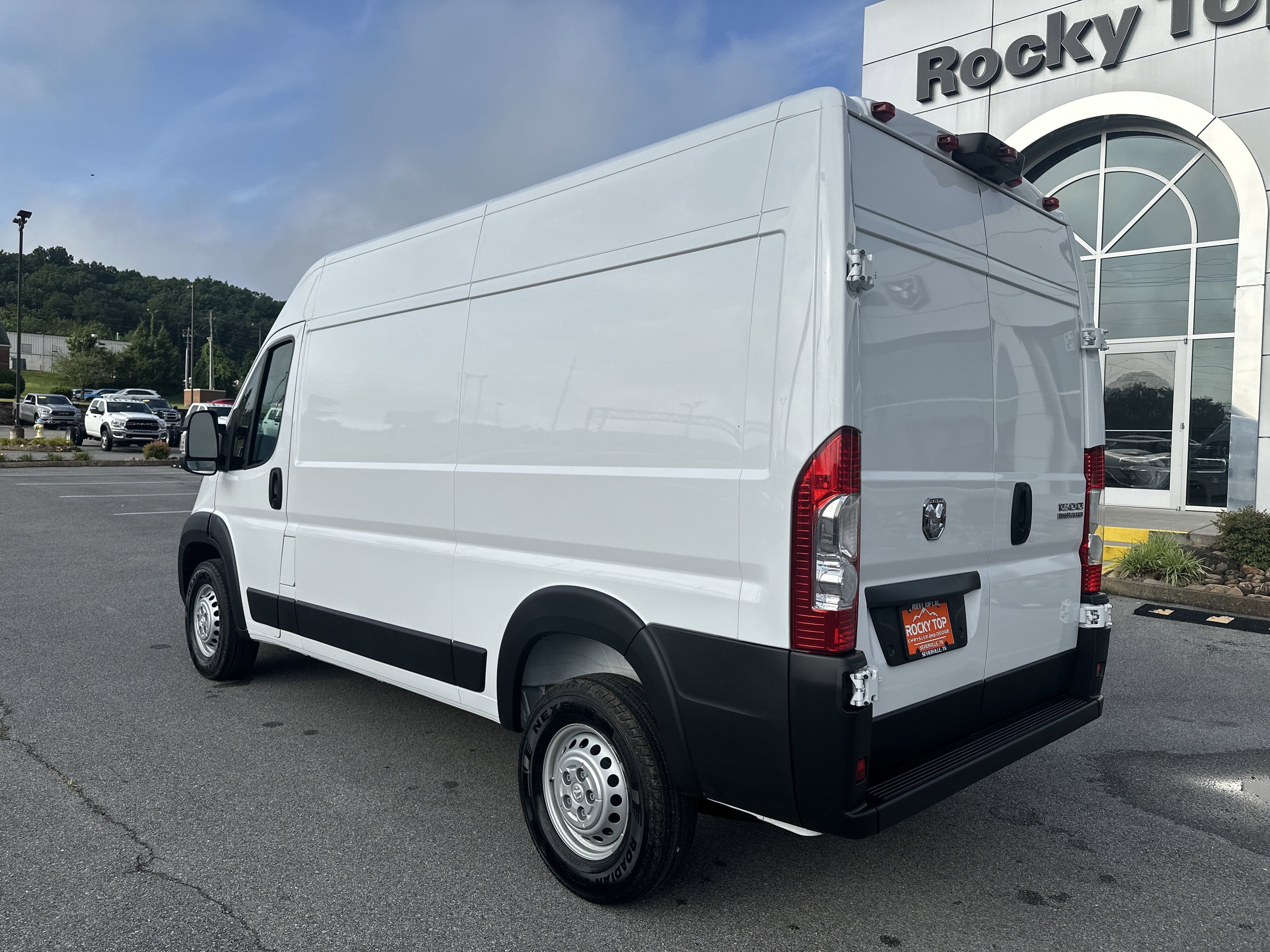 New 2025 RAM ProMaster 1500 w/ Convenience Group image 9