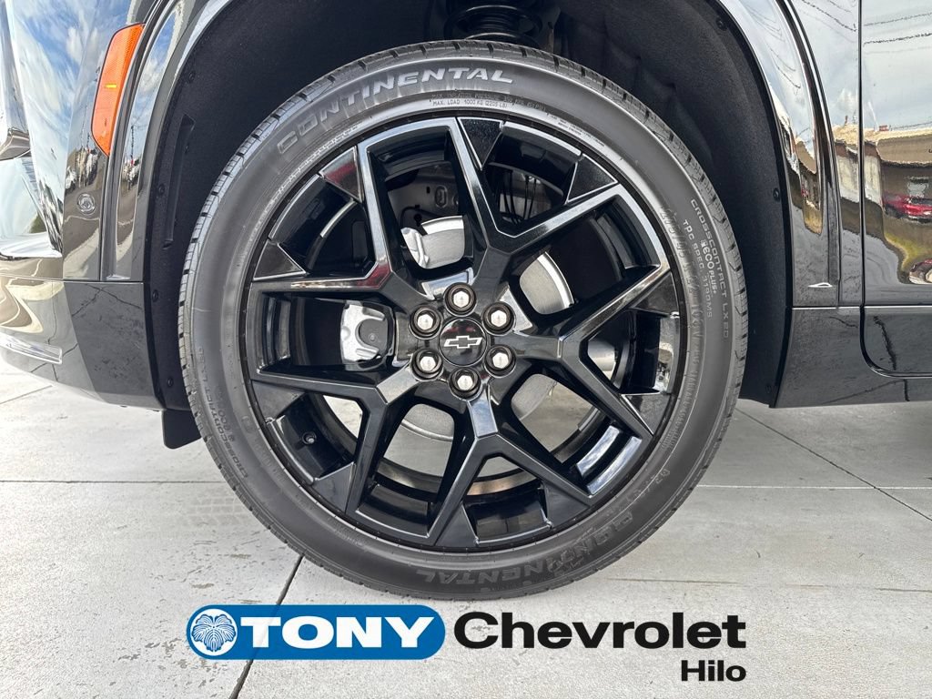 New 2026 Chevrolet Traverse RS w/ LPO, Floor Liner Package FWD image 19