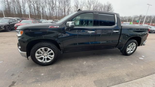 Used 2022 Chevrolet Silverado 1500 LTZ w/ LTZ Premium Package image 4