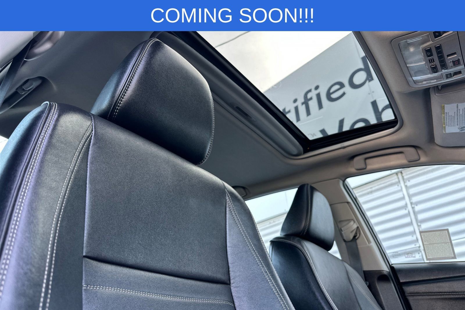 Used 2016 Toyota Camry XLE w/ Moonroof Package image 17