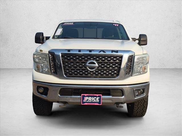 Used 2017 Nissan Titan SV AWD/4WD image 2