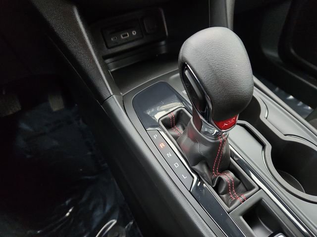 Used 2022 Chevrolet Equinox RS w/ Infotainment Package image 43