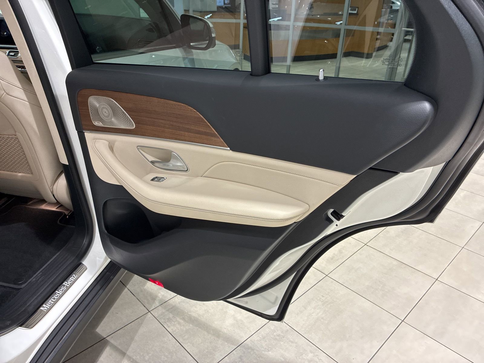 Used 2024 Mercedes-Benz GLE 350 4MATIC image 21