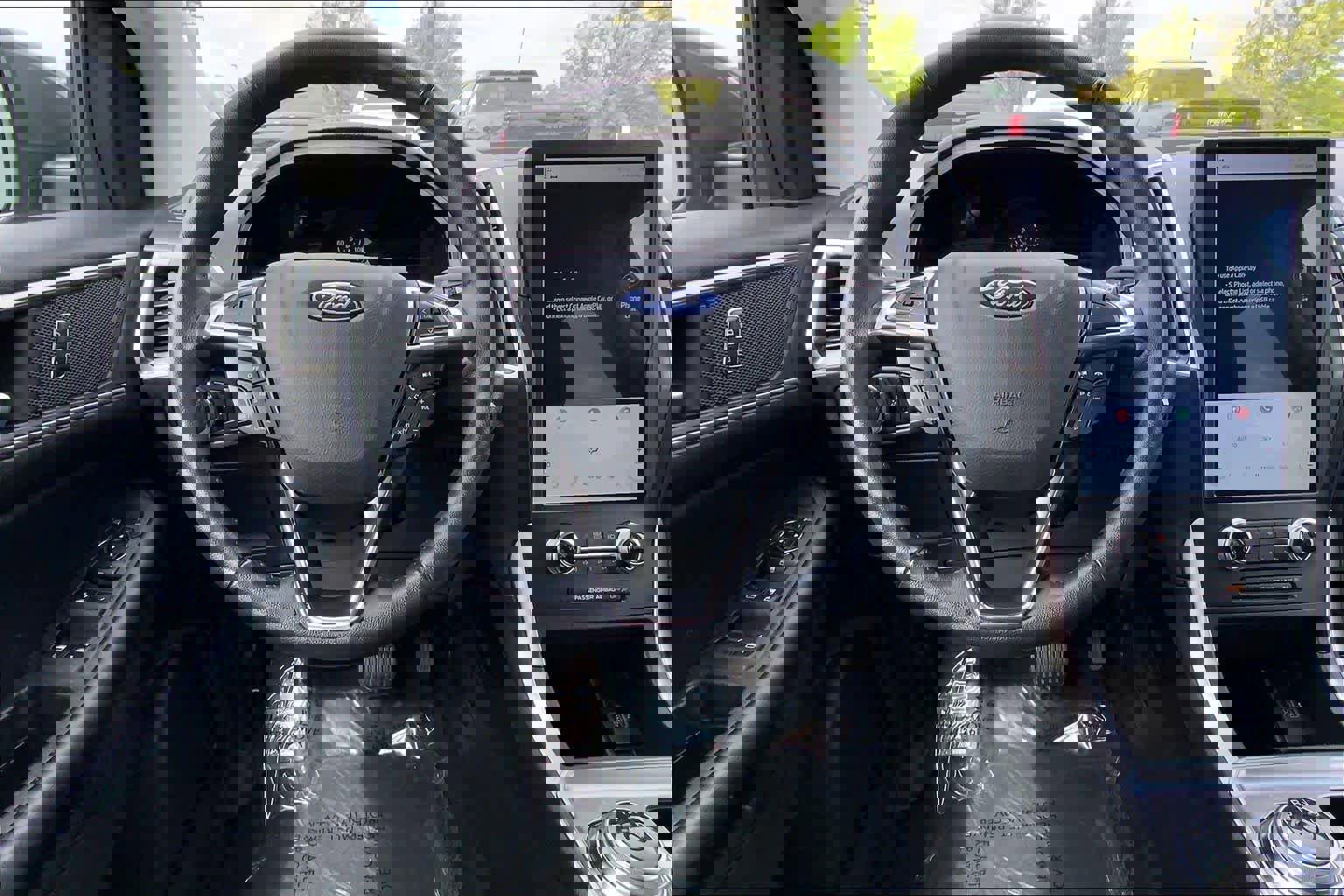 Certified 2024 Ford Edge SEL image 6