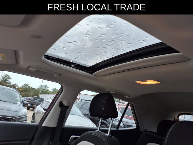 Used 2026 Hyundai Venue SEL FWD image 12