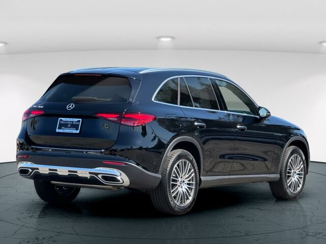Certified 2025 Mercedes-Benz GLC 300 image 7