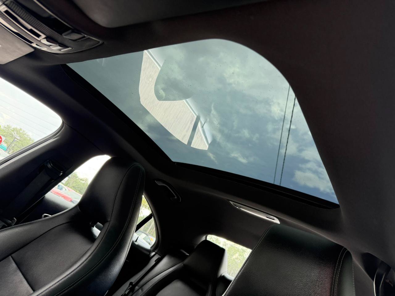 Used 2016 Mercedes-Benz CLA 250 image 32