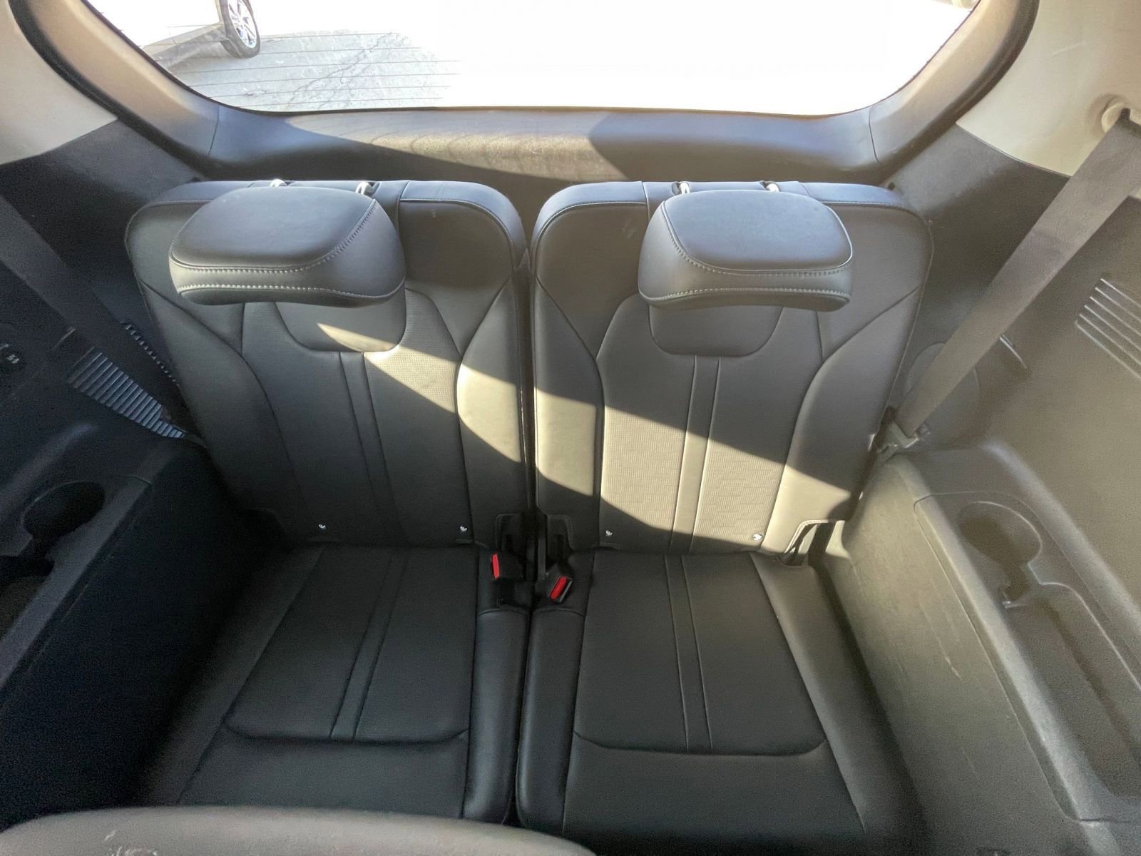 Used 2024 Kia Sorento S image 31