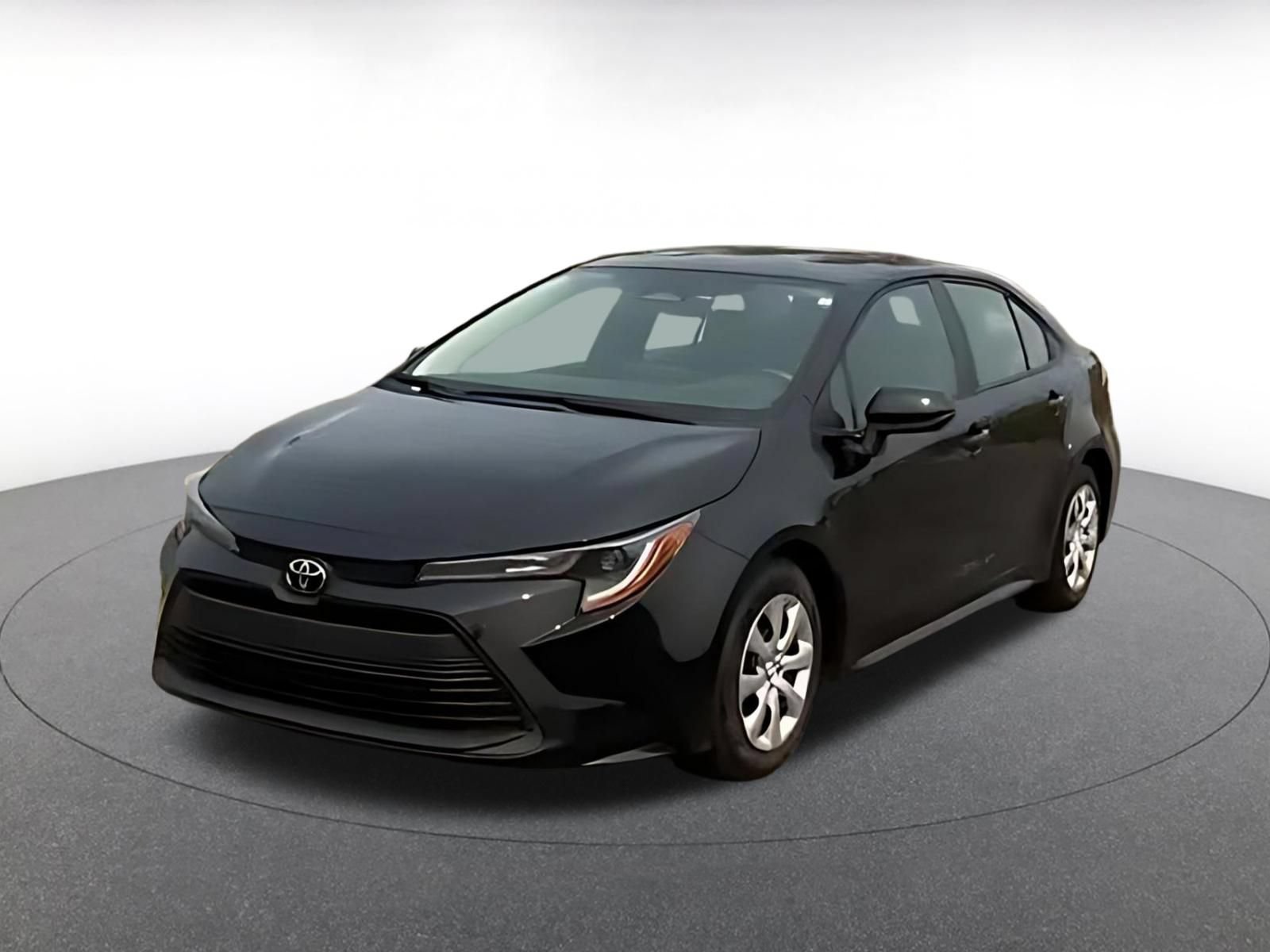 Used 2025 Toyota Corolla LE FWD image 7