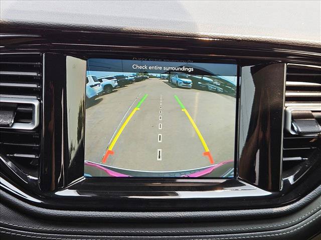 Used 2024 Dodge Durango SXT RWD image 9