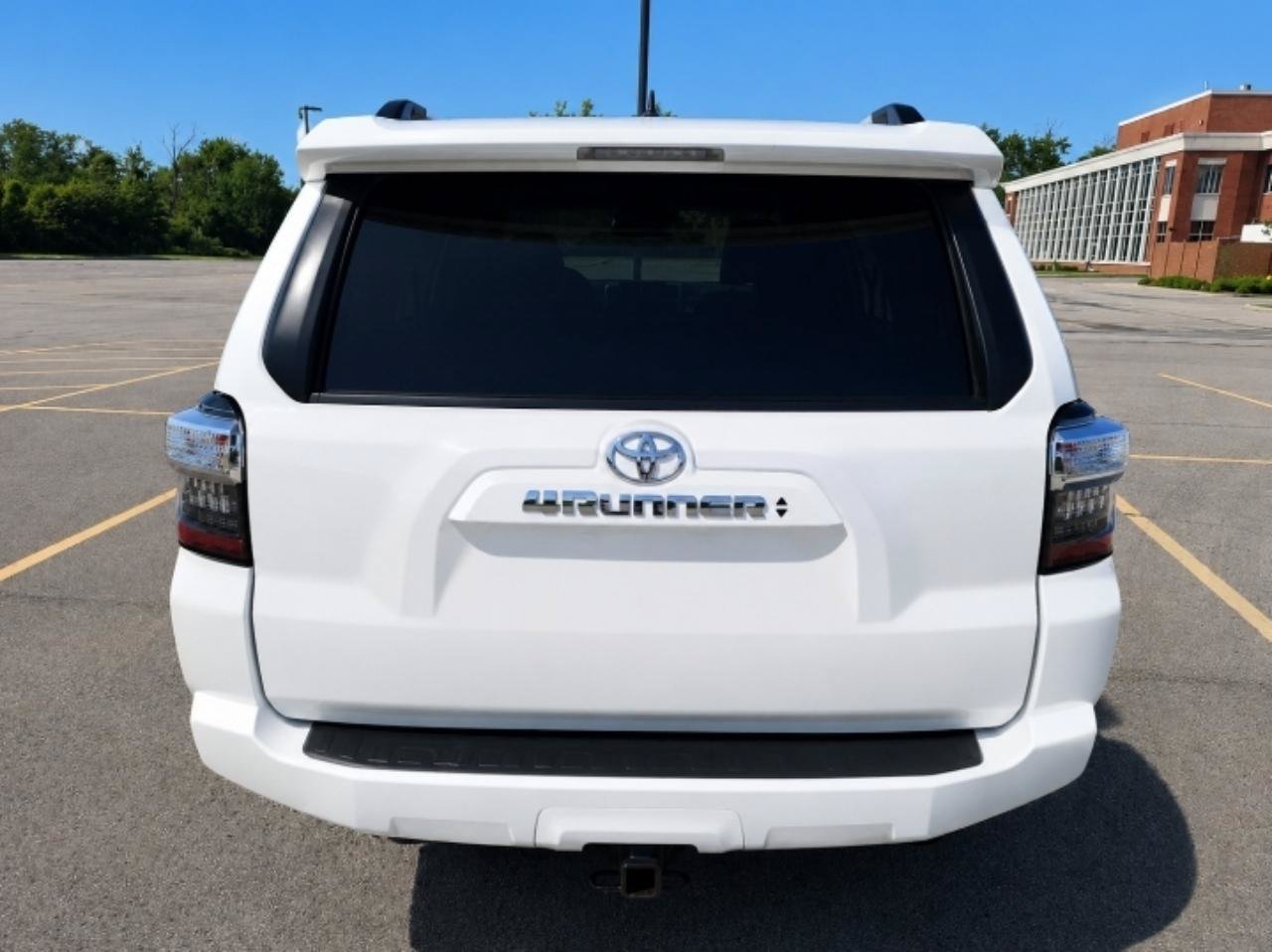 Used 2020 Toyota 4Runner SR5 Premium AWD/4WD image 6