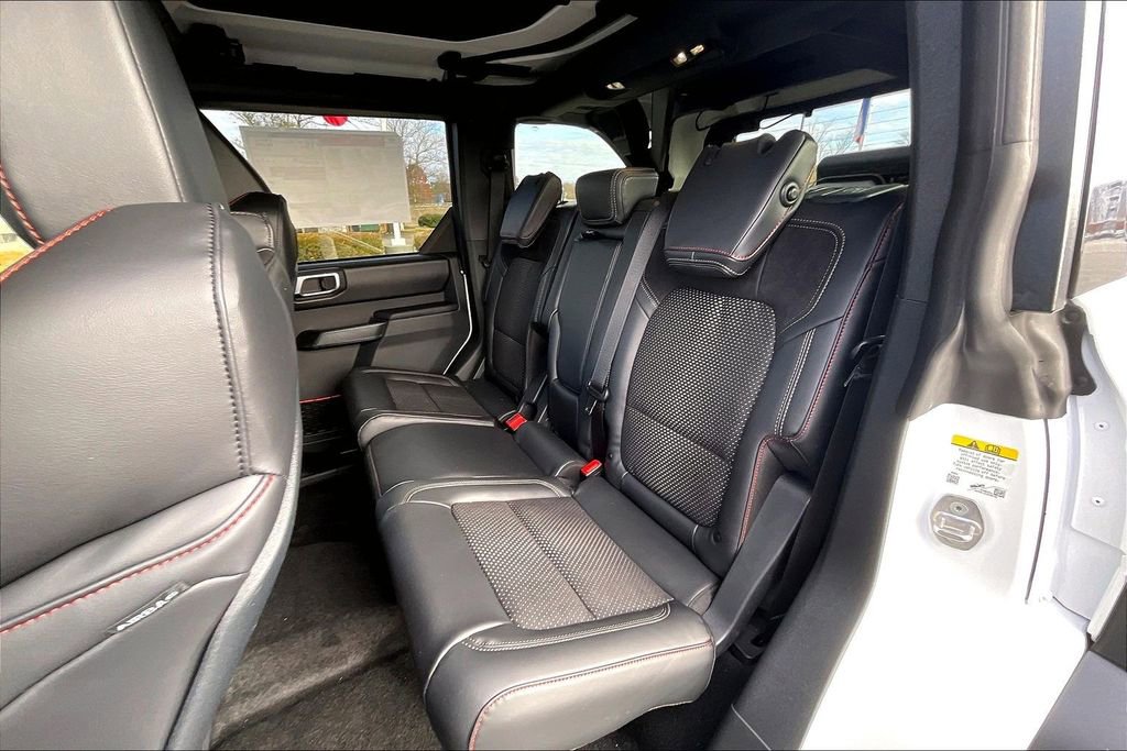 New 2025 Ford Bronco Raptor image 10