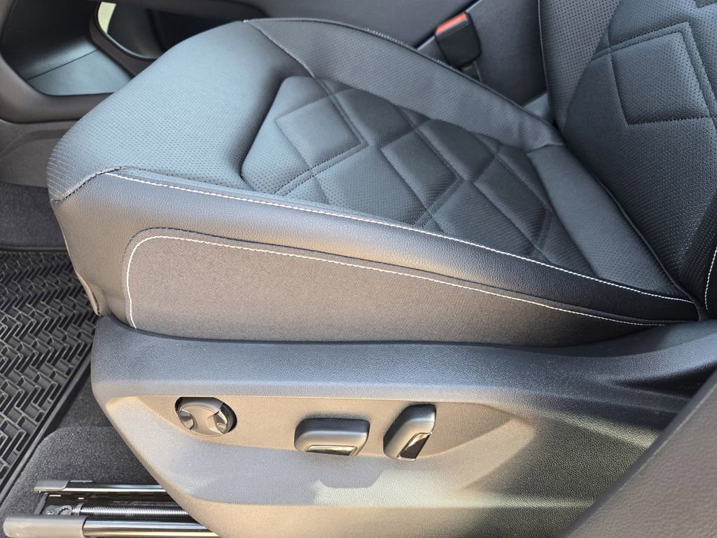 New 2026 Volkswagen Atlas SE image 19