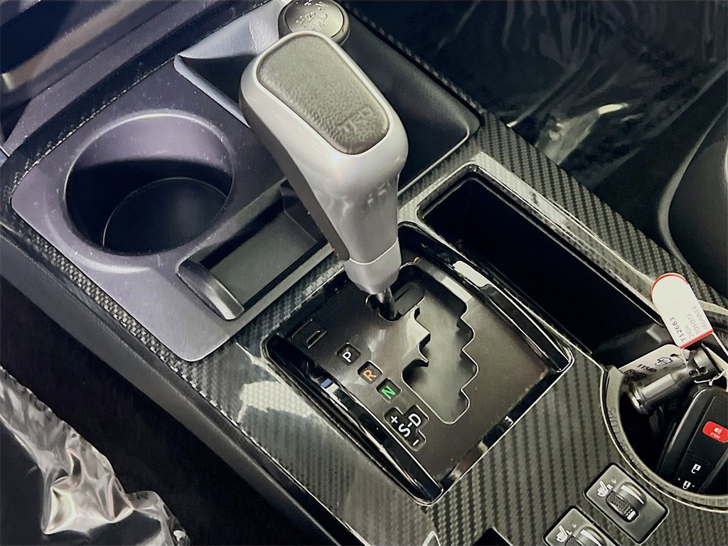 Certified 2024 Toyota 4Runner TRD Off-Road Premium image 16