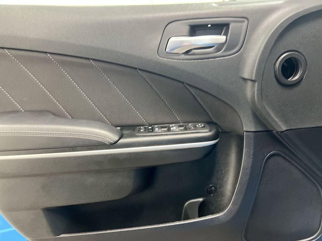 Used 2023 Dodge Charger SXT w/ Blacktop Special Edition image 21