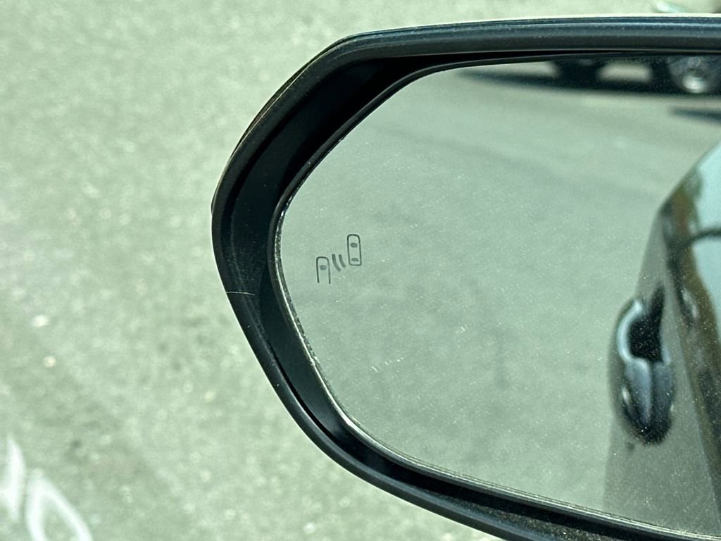 Used 2022 Toyota Corolla XSE image 17