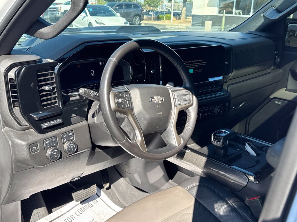 Used 2022 Chevrolet Silverado 1500 ZR2 w/ Technology Package AWD/4WD image 11