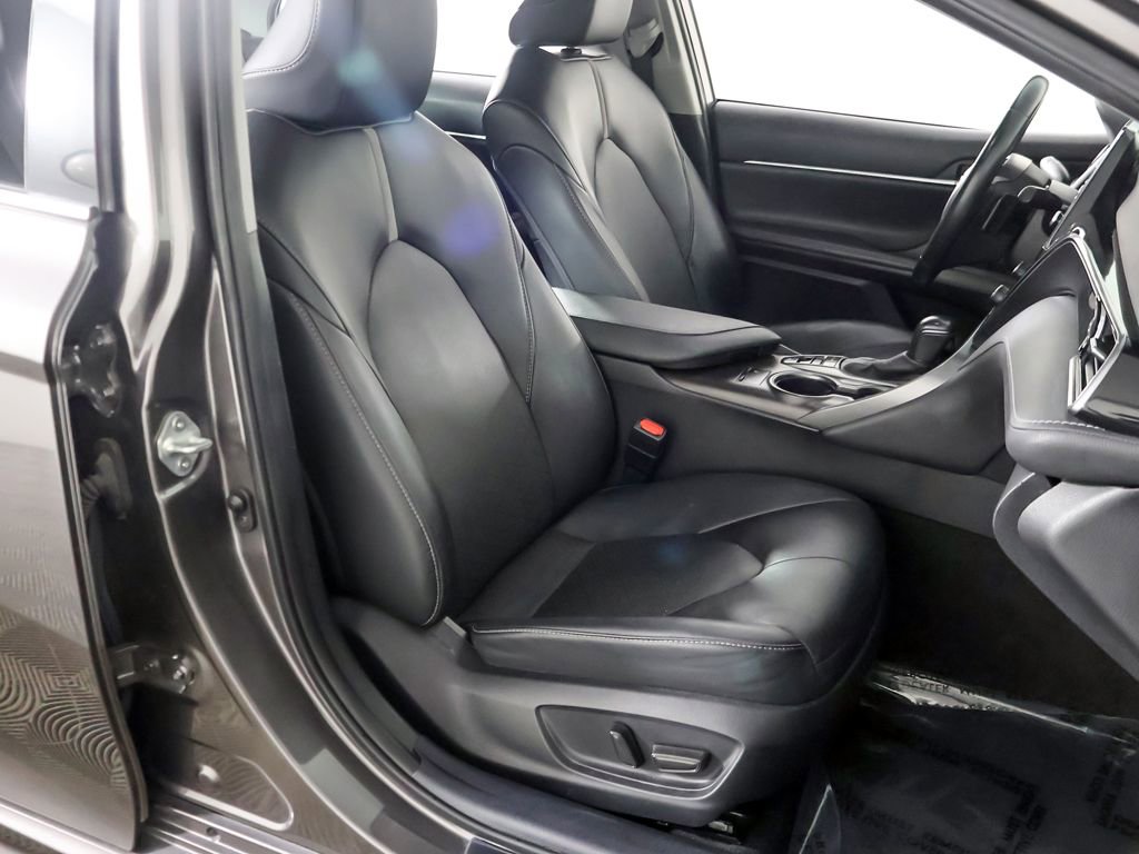 Used 2023 Toyota Camry XSE FWD image 26
