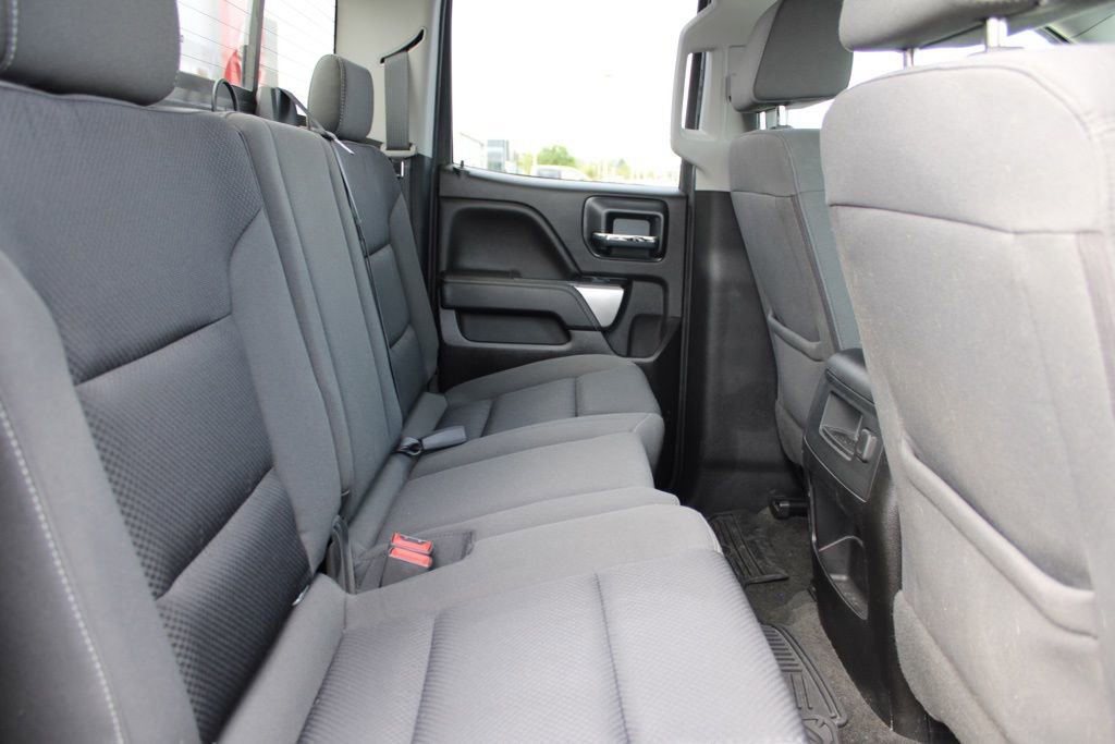 Used 2018 Chevrolet Silverado 1500 LT w/ All Star Edition image 22