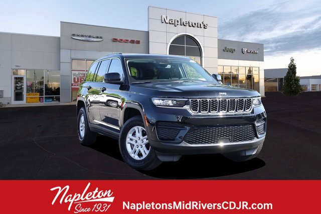 Used 2023 Jeep Grand Cherokee Laredo