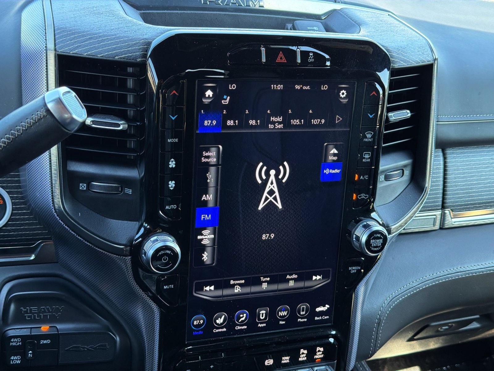 Used 2019 RAM 2500 Limited AWD/4WD image 18