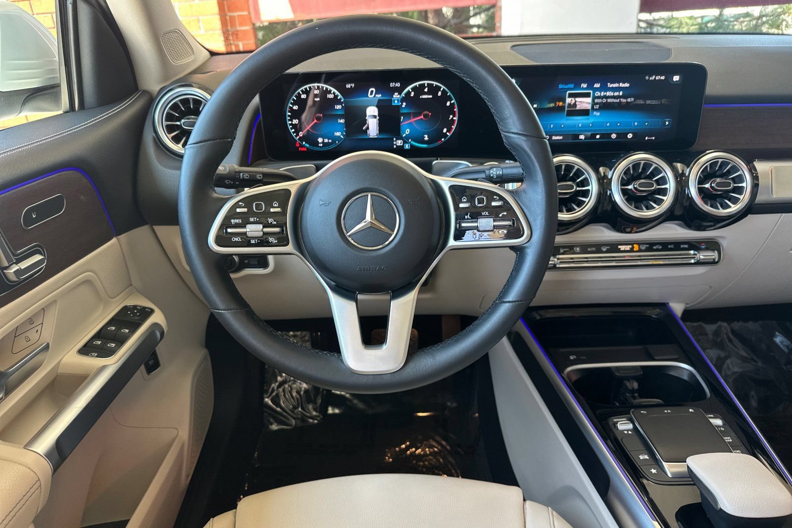 Certified 2023 Mercedes-Benz GLB 250 4MATIC image 18