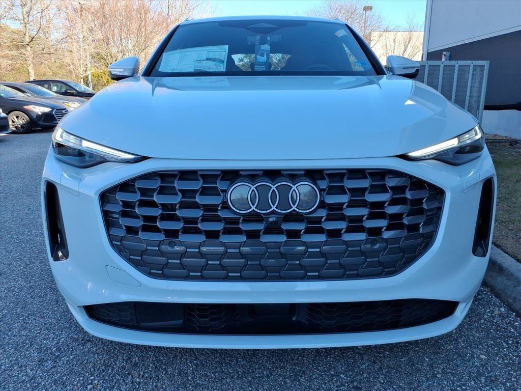 Used 2025 Audi Q5 Premium Plus AWD/4WD image 2