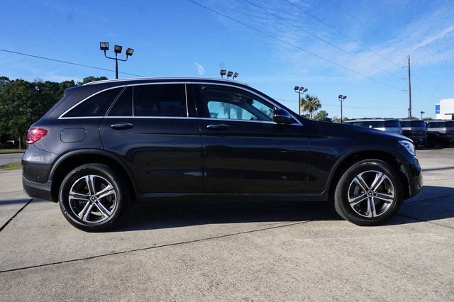 Used 2022 Mercedes-Benz GLC 300 image 3