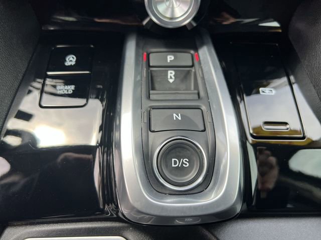 Used 2024 Acura MDX SH-AWD image 17