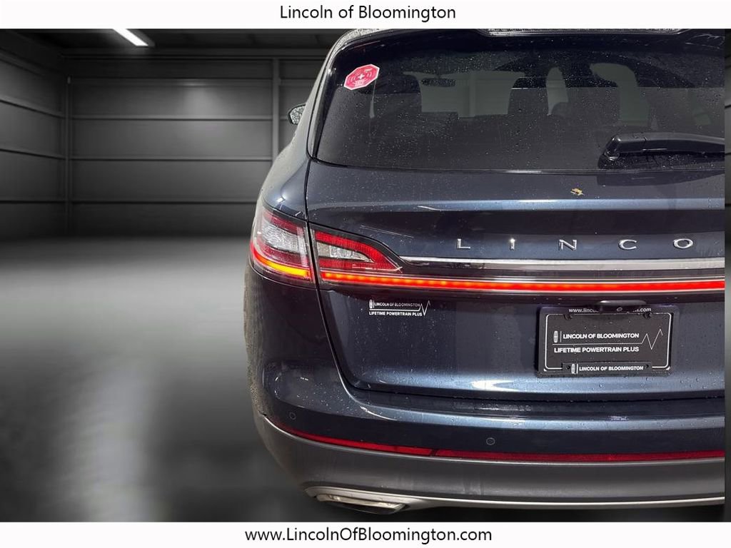Used 2022 Lincoln Nautilus Reserve image 22