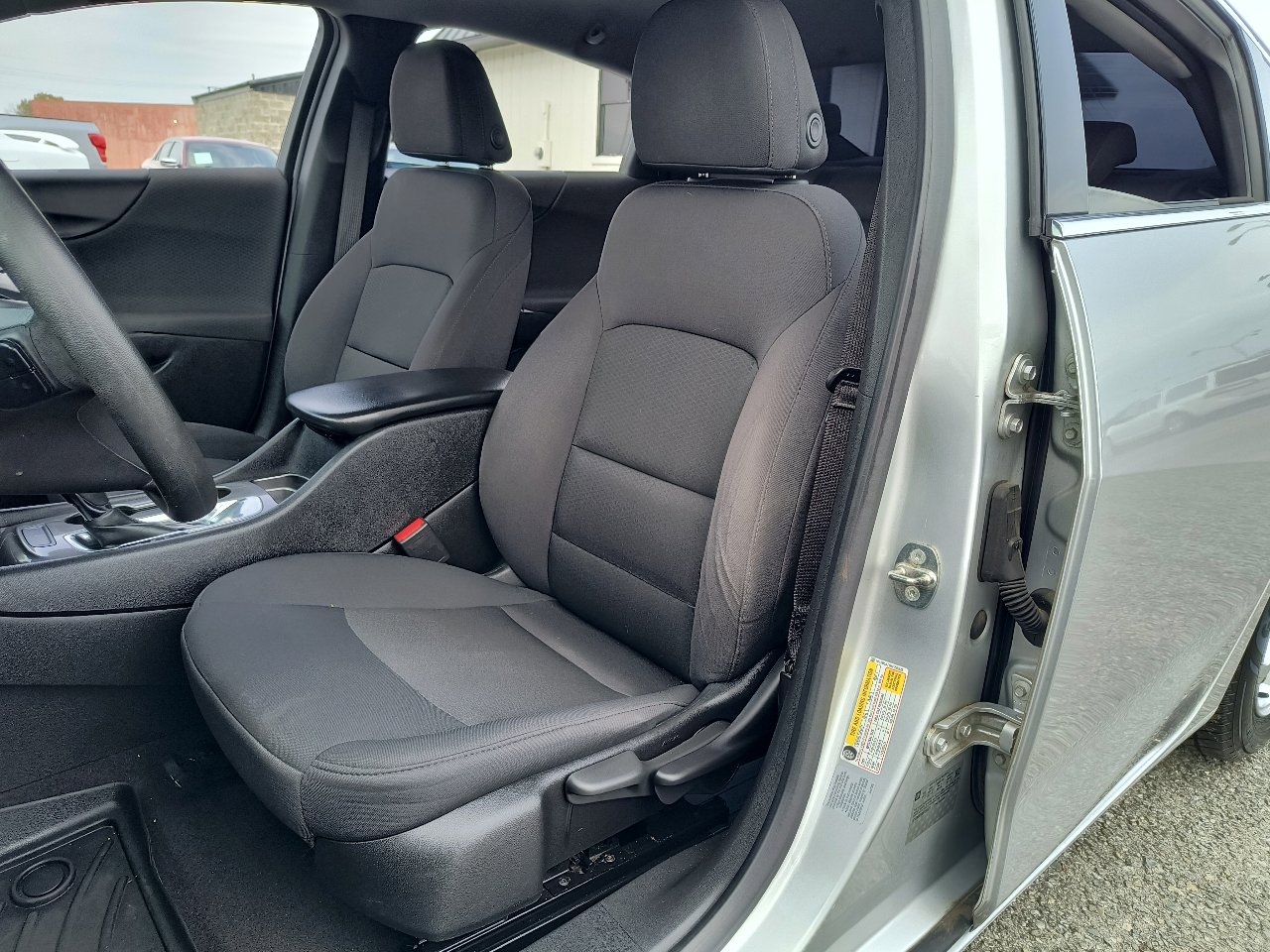 Used 2017 Chevrolet Malibu LS image 15