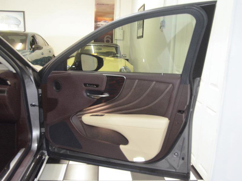 Used 2018 Lexus LS 500 w/ Luxury Package RWD image 20
