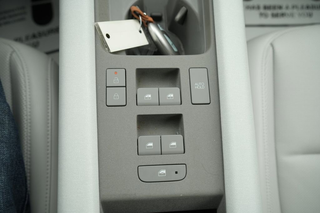 Used 2024 Hyundai Ioniq 6 SEL AWD/4WD image 32