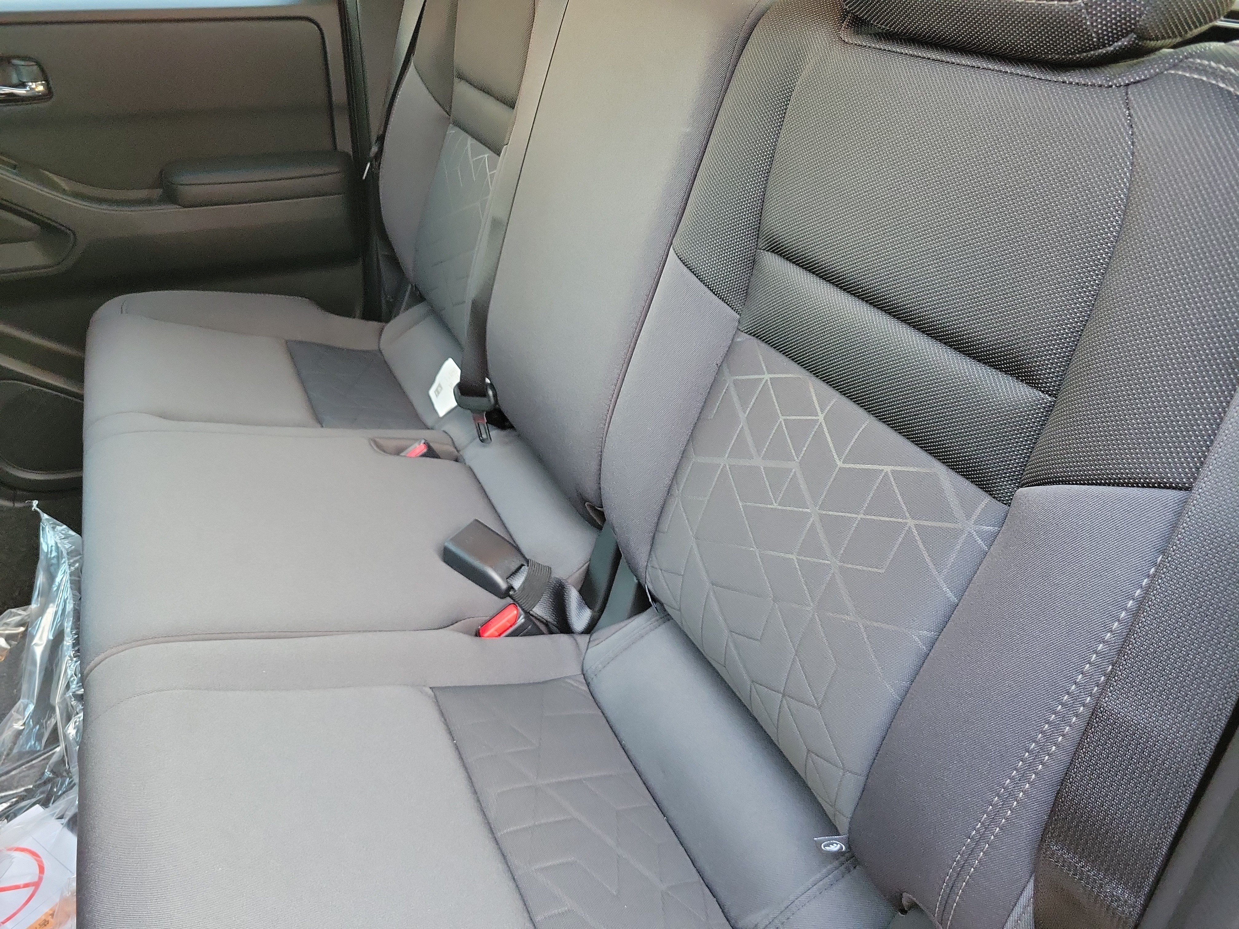 New 2027 Nissan Frontier SV RWD image 12