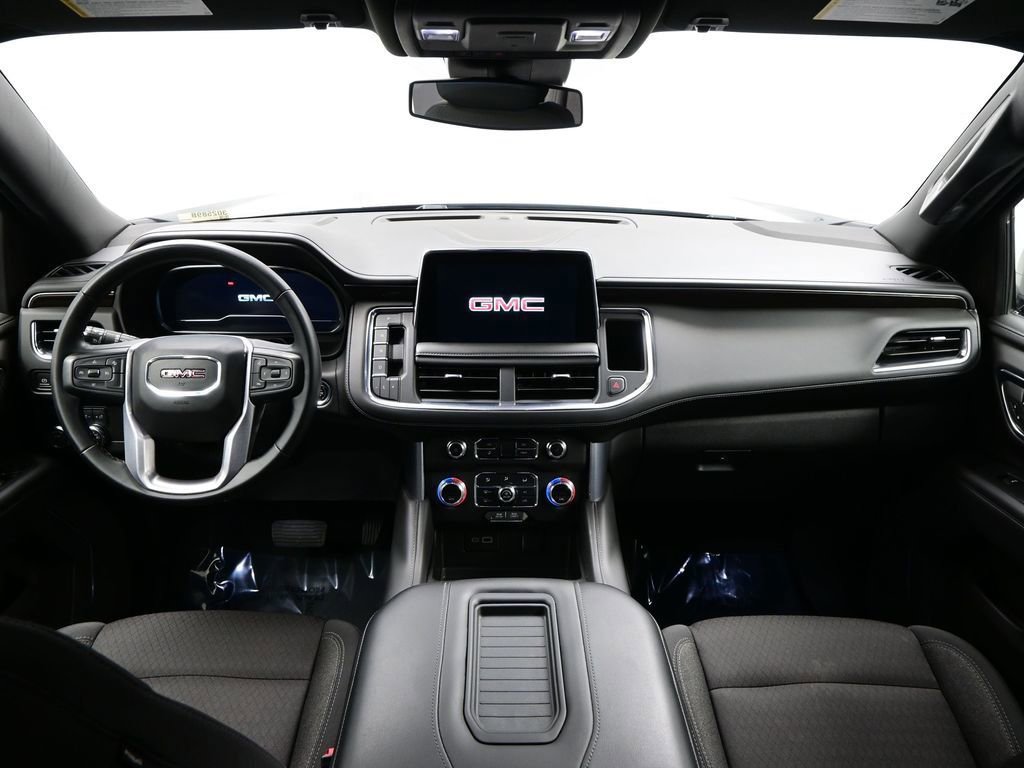 Used 2023 GMC Yukon XL SLE RWD image 9