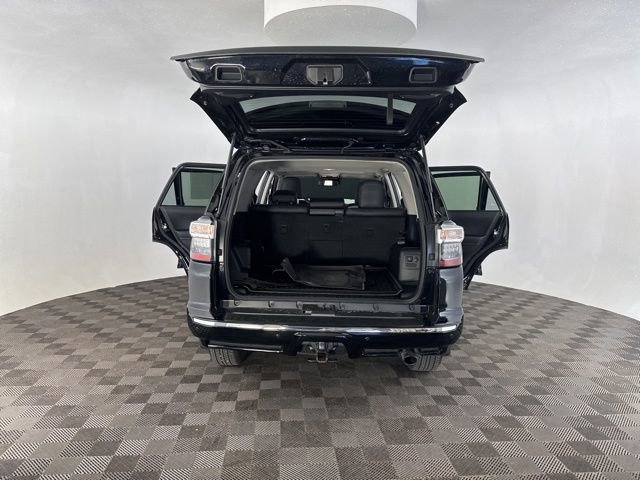 Used 2024 Toyota 4Runner Limited image 18