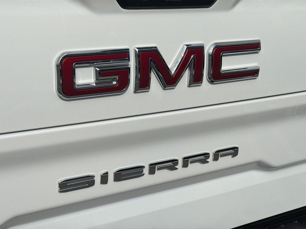 Used 2024 GMC Sierra 1500 AT4 w/ Technology Package AWD/4WD image 29