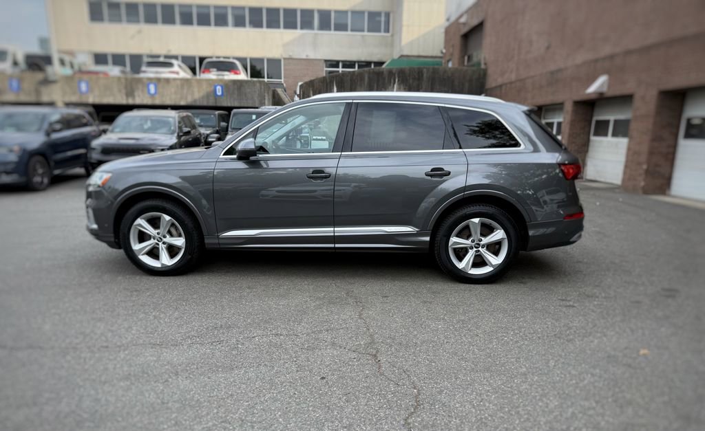 Used 2021 Audi Q7 2.0T Premium Plus w/ Premium Plus Package AWD/4WD image 14