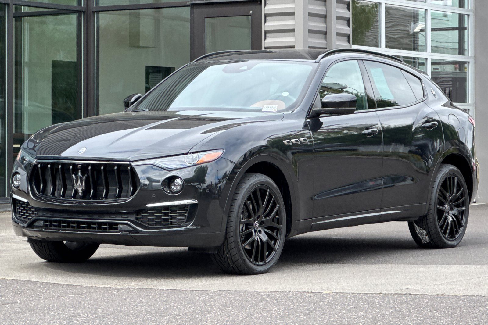 Used 2022 Maserati Levante GT AWD/4WD image 8