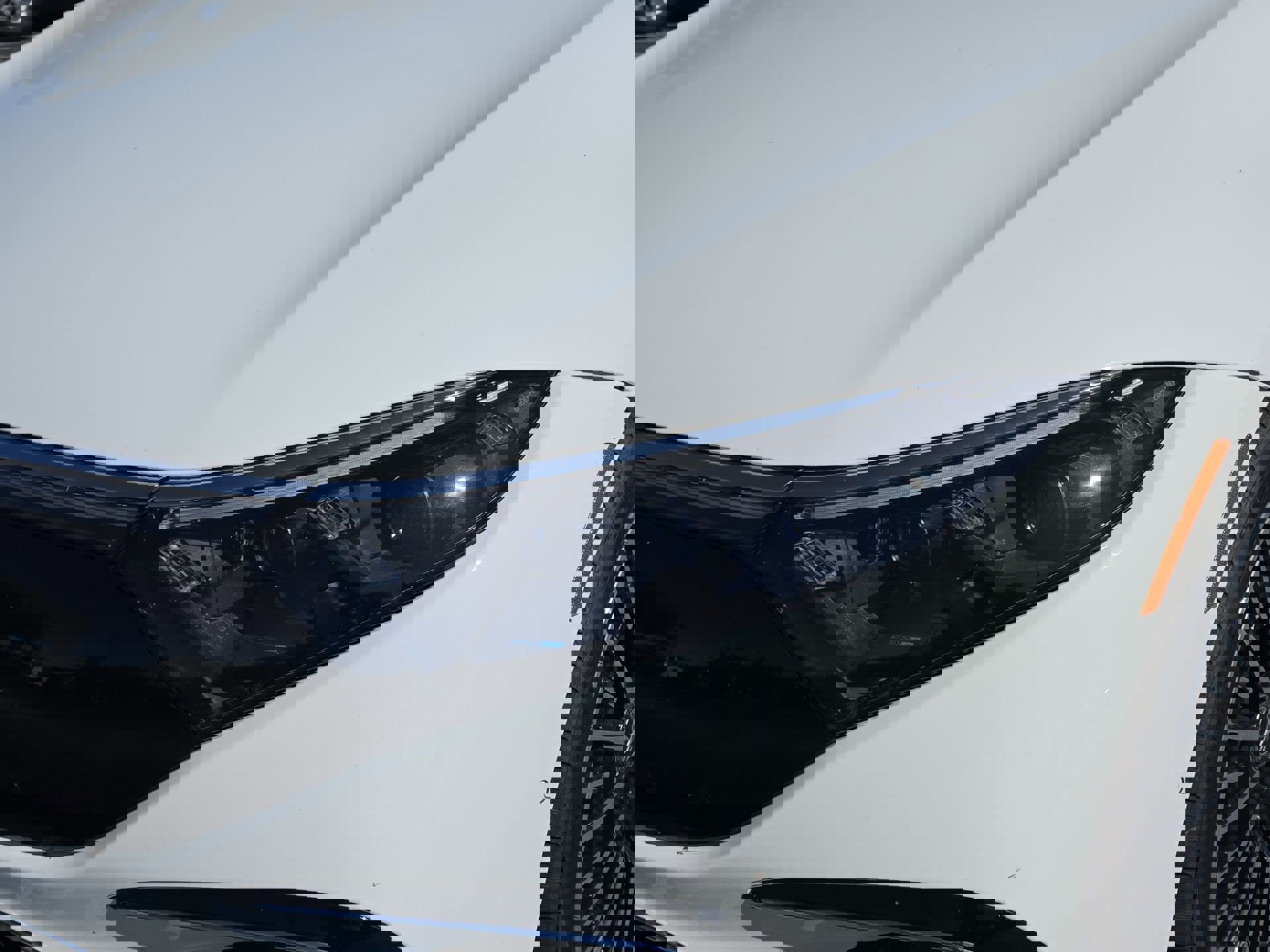 Used 2023 Mercedes-Benz EQS 450+ 450 w/ AMG Line Exterior Package image 9