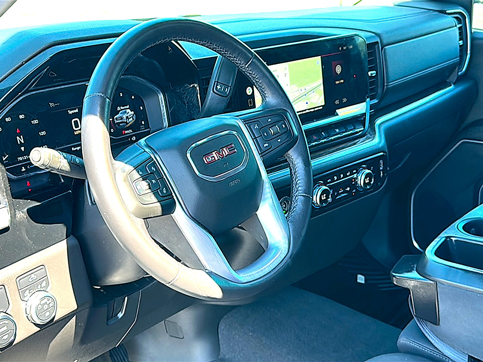 Used 2022 GMC Sierra 1500 Elevation RWD image 12